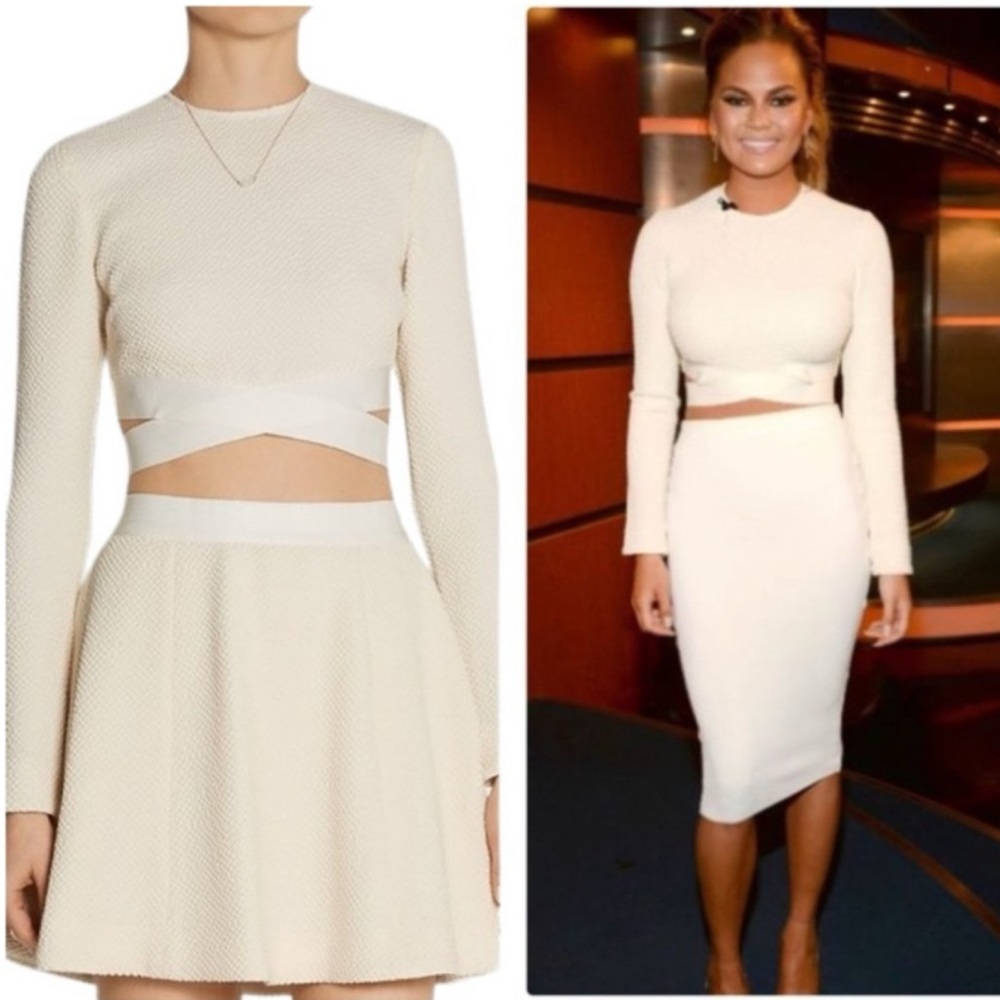 Elizabeth and James Sedonna Cutout Side Knit Crop Top Size XS